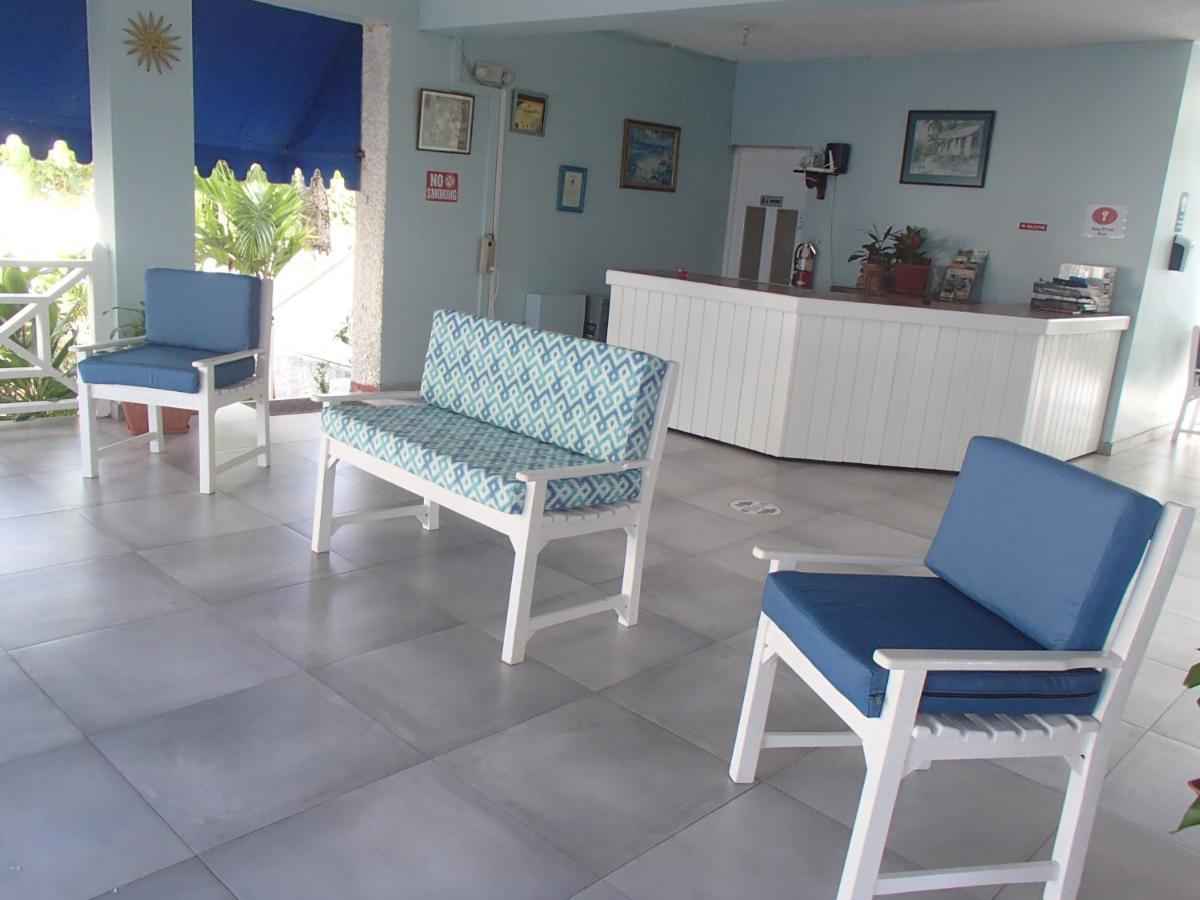 Chrisanns Beach Resort Ocho Rios Exterior foto