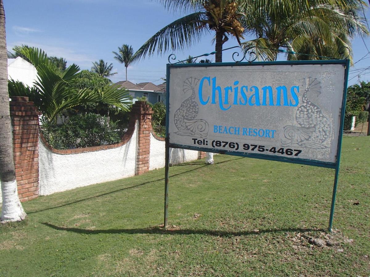 Chrisanns Beach Resort Ocho Rios Exterior foto