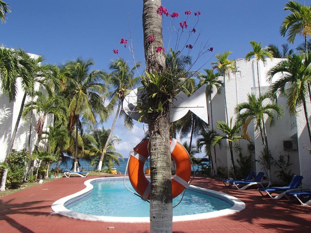 Chrisanns Beach Resort Ocho Rios Exterior foto